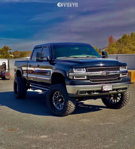 2001 Chevrolet Silverado 2500 Hd With 22x12 51 Cali Offroad Invader And 35125r22 Maxxis Razr