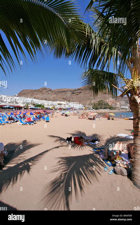 Puerto Mogan Beach Stock Photo - Alamy