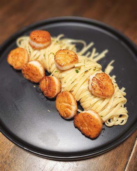 [homemade] Pan Seared Butter Scallops Linguine And White Wine Sauce R