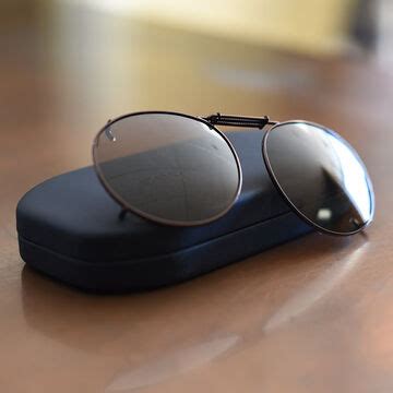 Cocoons Round 48mm Polarized Clip-On Sunglasses | Kittery Trading Post