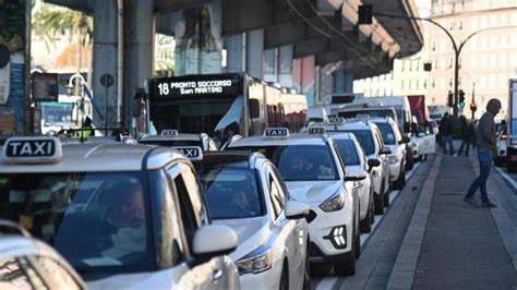 Genova Adesione Totale Allo Sciopero Dei Taxi Il Secolo Xix