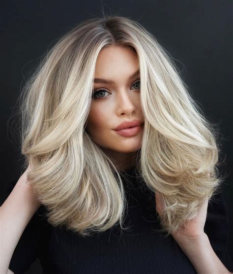 Dark blonde hair color trends are sweeping across celebrity salons 10