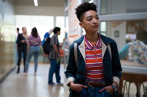 ‘sex Education Temporada 2 El Reparto Femenino Ola Maeve