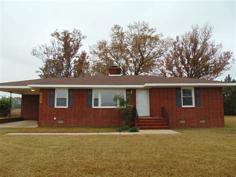 2258 Nc 55 Mount Olive Nc 28365 House Rental In Mount Olive Nc