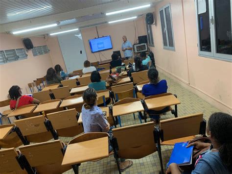 Atelier numérique AMEP retour en photos Apel Académie de Martinique