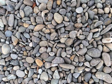 8 Types Of Landscaping Rocks And How To Choose One