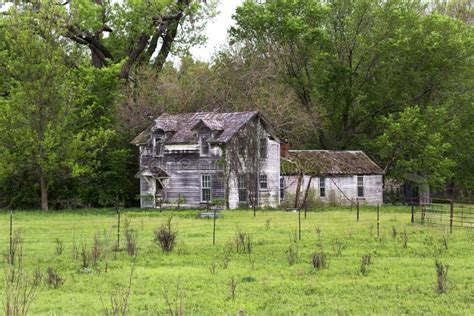 Rustic Old Farm House In The Flint Hills Of Kansas Stock Image Image