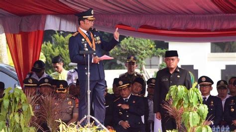 Gubernur Jabar Beri 17 Penghargaan Di Hari Perhubungan Nasional Tingkat