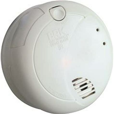 First Alert Brk 7010b Hardwired Photoelectric Smoke Alarm With Battery