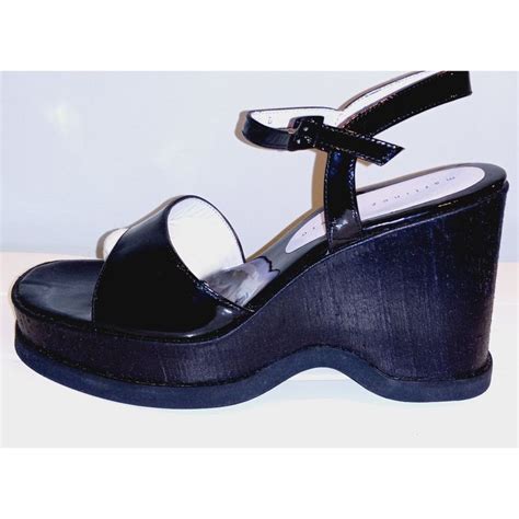 Martinez Valero Black Patent Wedge Sandals Size 10 In 2024