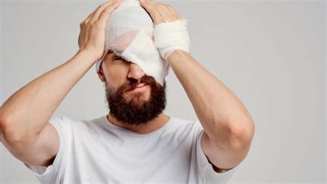 Ocular Eye Trauma What Is It Causes And Treatment