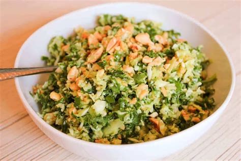 Houston S Kale Salad Recipe Copycat W Thai Peanut Dressing