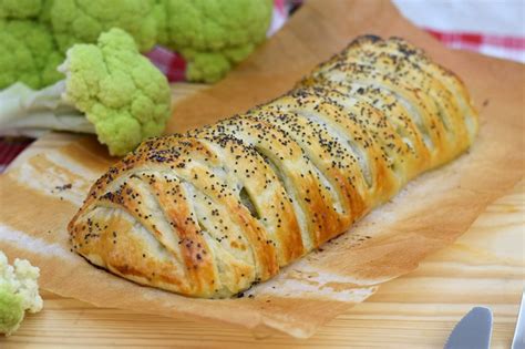 Strudel Salato Broccoli E Salsiccia Tuorlo Rosso