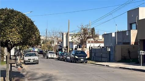 Tandil Un joven de 18 años apareció muerto en la calle con un tiro en