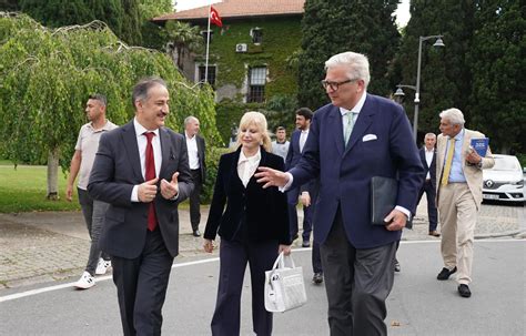 Boğaziçi Üniversitesi ni ziyaret eden Belçika Prensi Laurent Boğaziçi