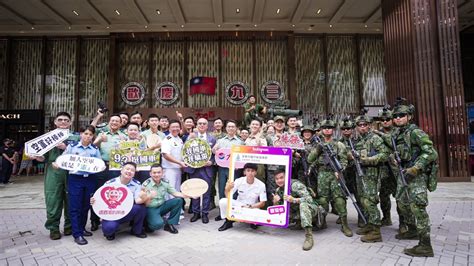 國軍歡慶軍人節走向民間 新竹大遠百軍事體驗互動吸晴 民眾網