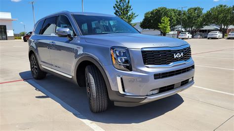 Kia Telluride SX Prestige nightfall with tow package : KiaTelluride