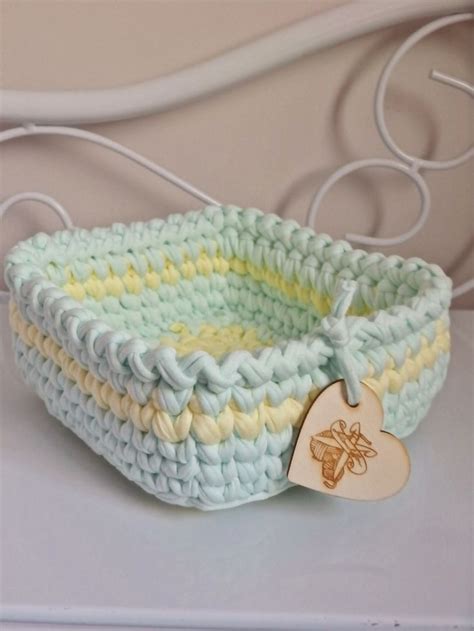 Crocheter Un Panier En Trapilho Sur Une Base Carr E Tutoriel