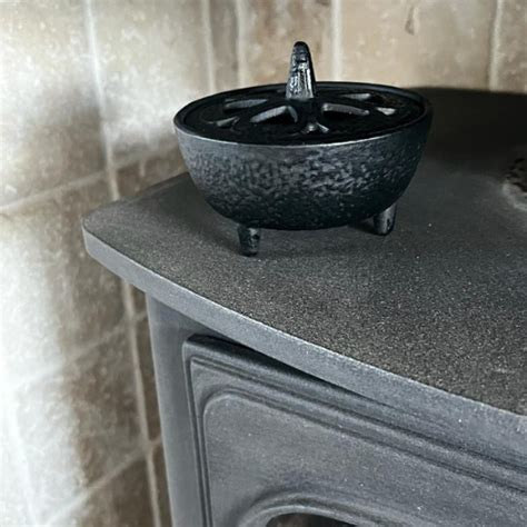 Cast Iron Wax Warmer Dilecta