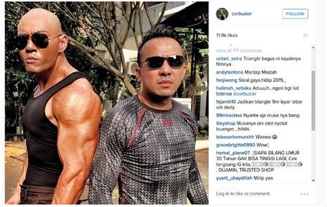 Pamer Tubuh Kekarnya Deddy Corbuzier Disebut Mirip The Rock