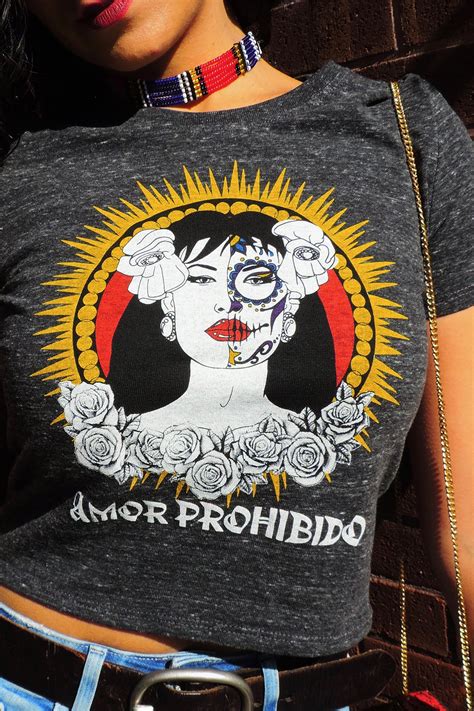 Amor Prohibido - Selena Quintanilla Gray Crop Tee – BoBo GloBal