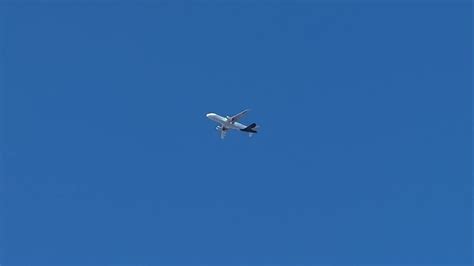 FOPP Howl Brussels Airlines A320 OO TCH Flying Overhead YouTube