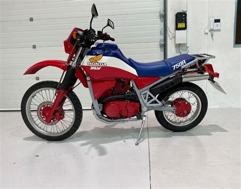 Honda XLV 750 R 1984 Gestión de Venta de Vehículos Deportivos Clásicos