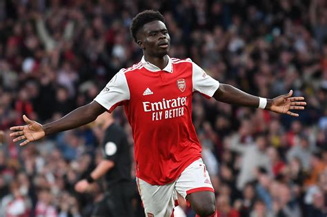 Saka Stars As Arsenal Reclaim Top Spot