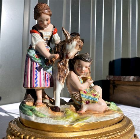 Proantic Meissen Groupe En Porcelaine Polychrome D But I Me