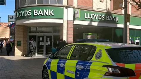 Recap As Lloyds Bank In Hull City Centre Smashed Up With Police At