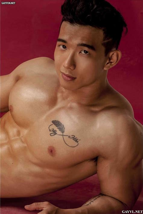 Bao Nguyen Hot Vietnamese Muscular Guy Photo 18