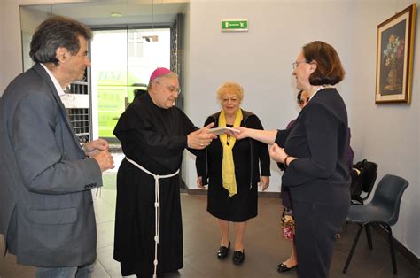 Ottobre Missionario Mostra Darte E Documentaria Laudato Sii