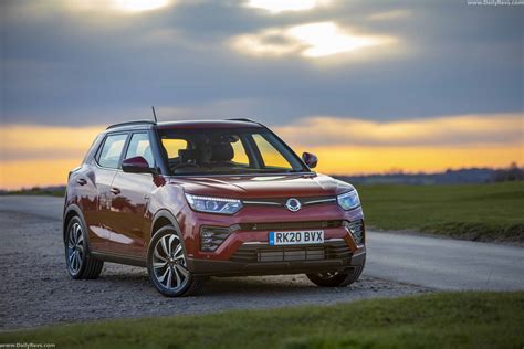 Ssangyong Tivoli Stunning Hd Photos Videos Specs Features