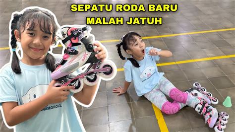 Samantha Dapat Kado Ulang Tahun Sepatu Roda Baru Dari Mama Malah Jatuh