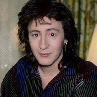 Julian Lennon Album and Singles Chart History | Music Charts Archive