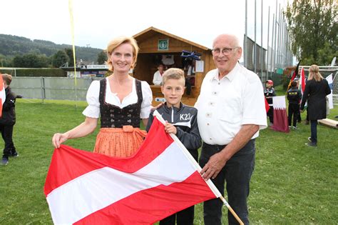 Weltcup Im Fallschirm Zielspringen Flachgau