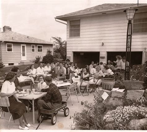 5-historic-photos-a1-block-parties-frederick-circle-block-party-1956_1