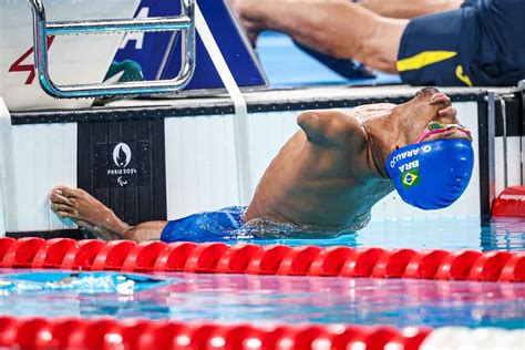 Jogos Paral Mpicos Gabriel Ara Jo Conquista Primeira Medalha