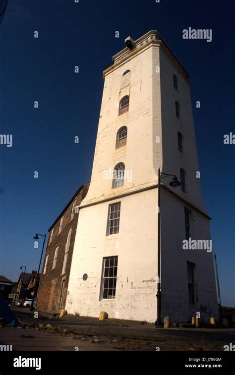 The Low Lights Lighthouse North Shields Stock Photo Alamy