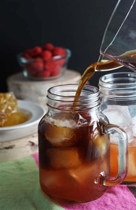 17 Iced Tea Cocktail Recipes To Cool You Down This Summer