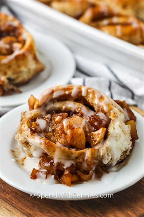 Apple Cinnamon Rolls