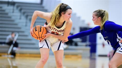 Gettysburg College Womens Basketball Bullets Hold On Late Defeat