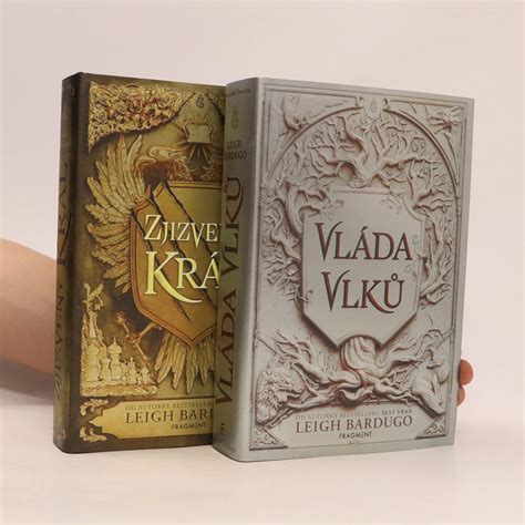 Zjizvený král Vláda vlků komplet 2 svazky Leigh Bardugo Dana