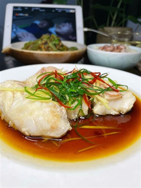 【挪威海产清蒸鳕鱼的做法步骤图，怎么做好吃】弯弯的茶饭食下厨房