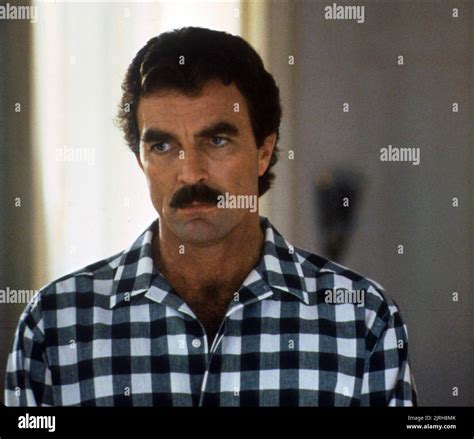 Three men and a baby 1987 tom selleck hi-res stock photography and images - Alamy