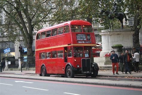 London Bus Company RT3871 On Route 11 Victoria LLU 670 Aubrey Flickr