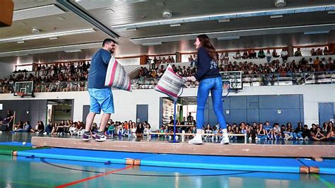 Donaueschingen Abiturienten Des F Rstenberg Gymnasiums Verabschieden