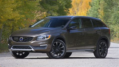 Review 2017 Volvo V60 Cross Country