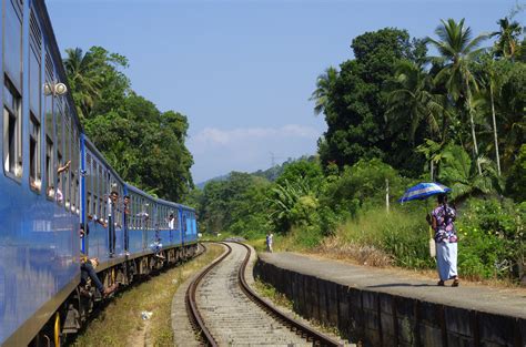 Udarata Menike On Its Way To Kandy Sri Lanka Railway Depar Flickr