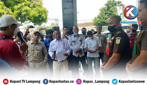 Kupas Tuntas Puluhan Wartawan Lampura Geruduk Tiga Kantor Pemerintah